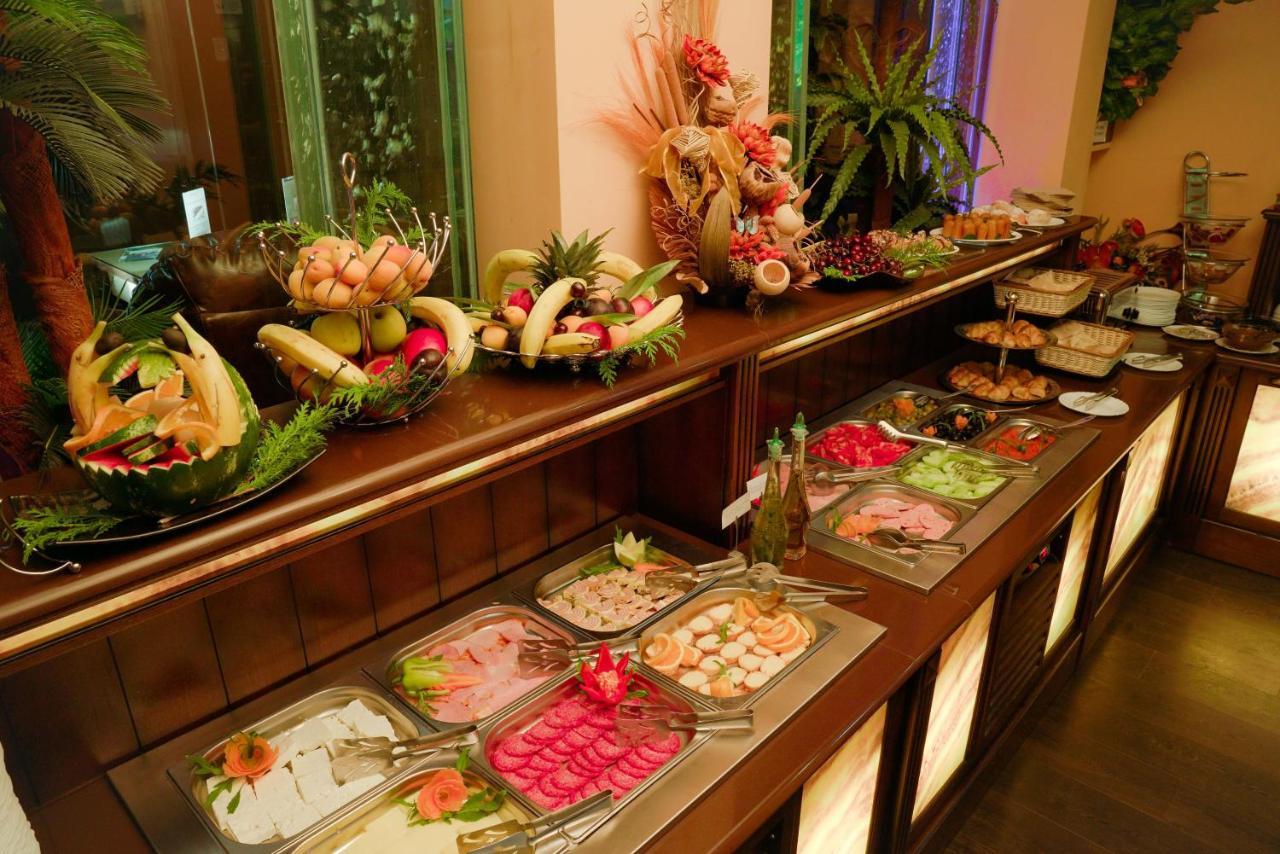 Apart Hotel Flora Residence Daisy โบโรเวทส์ ภายนอก รูปภาพ