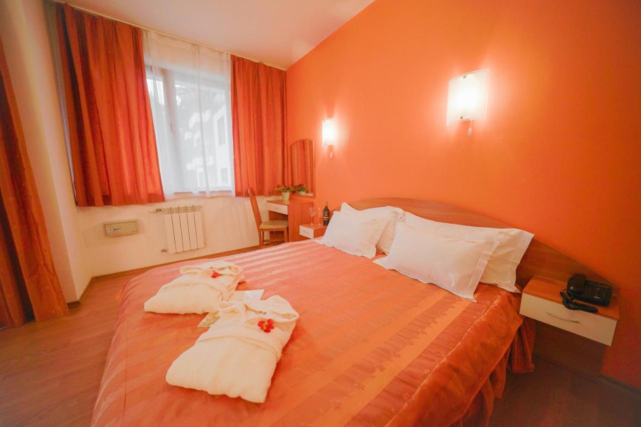 Apart Hotel Flora Residence Daisy โบโรเวทส์ ภายนอก รูปภาพ