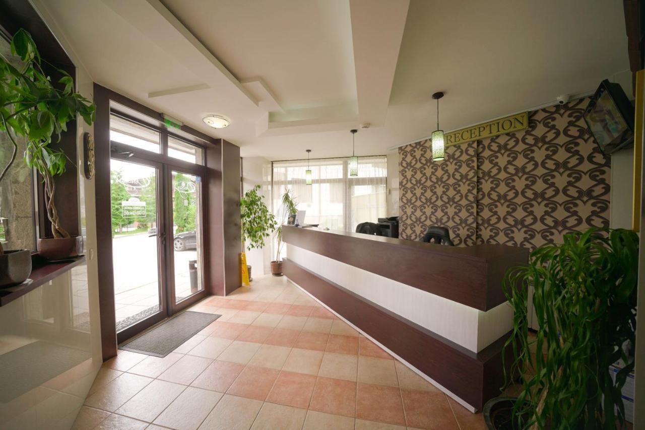 Apart Hotel Flora Residence Daisy โบโรเวทส์ ภายนอก รูปภาพ