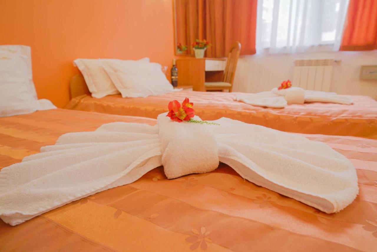 Apart Hotel Flora Residence Daisy โบโรเวทส์ ภายนอก รูปภาพ