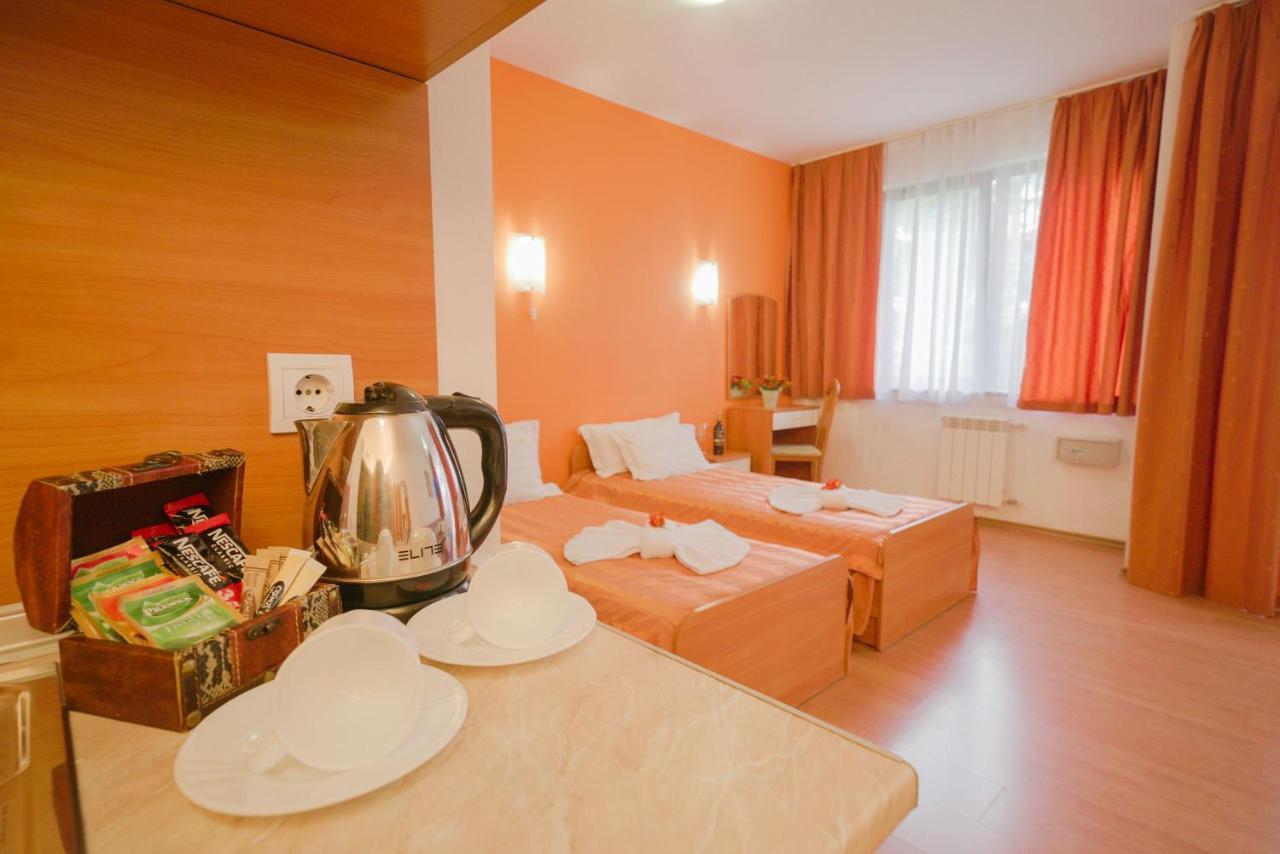 Apart Hotel Flora Residence Daisy โบโรเวทส์ ภายนอก รูปภาพ